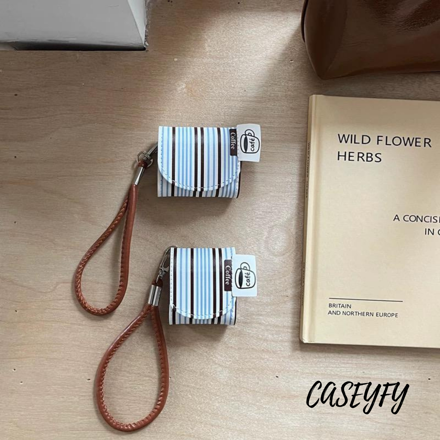Retro Çizgili AirPods Kılıf