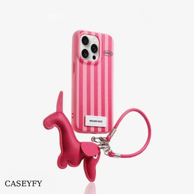 Köpekli Charm Detay Deri Kılıf
